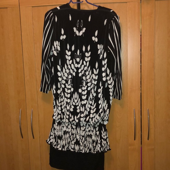 🦢🖤🦢Vintage Elegance - Picture 6 of 10